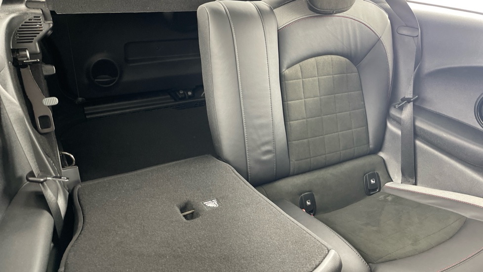 MINI Hatchback 1.5 Cooper Sport 3dr [Comfort Pack] Petrol Hatchback - Image 53