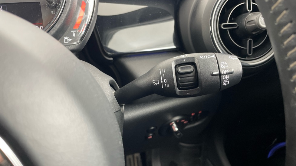 MINI Hatchback 1.5 Cooper Sport 3dr [Comfort Pack] Petrol Hatchback - Image 58