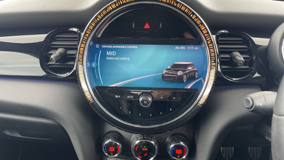 MINI Hatchback 1.5 Cooper Sport 3dr [Comfort Pack] Petrol Hatchback - Image 68