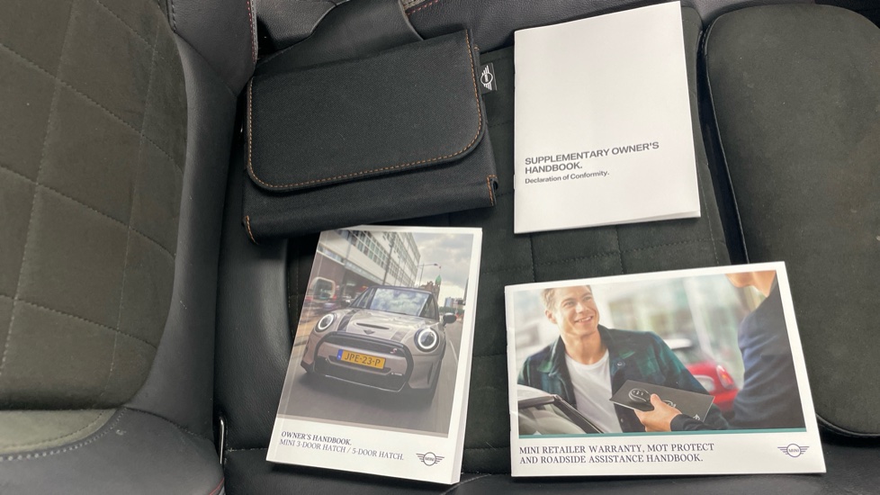 MINI Hatchback 1.5 Cooper Sport 3dr [Comfort Pack] Petrol Hatchback - Image 74