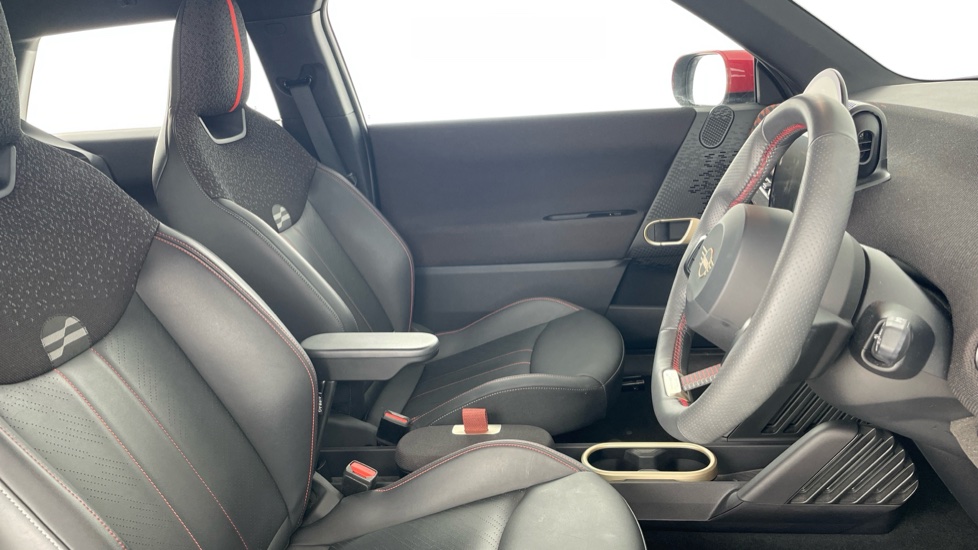 MINI Cooper 160kW SE Sport 54kWh 3dr Auto Electric Hatchback - Image 11