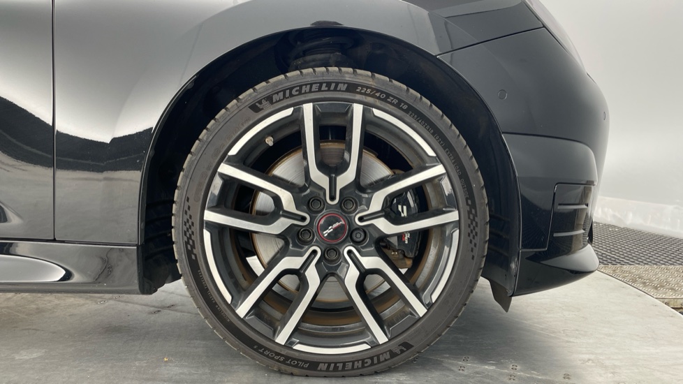 MINI Cooper 160kW SE Sport 54kWh 3dr Auto Electric Hatchback - Image 14