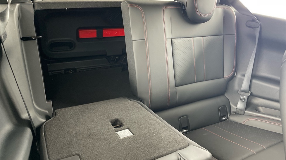 MINI Cooper 160kW SE Sport 54kWh 3dr Auto Electric Hatchback - Image 47