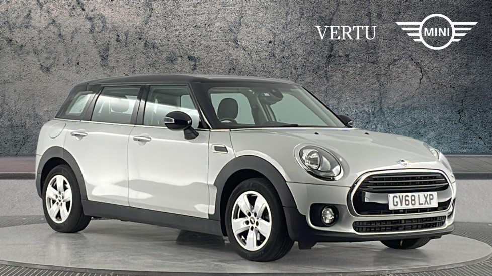 MINI Clubman 1.5 Cooper Classic 6dr Petrol Estate - Image 1
