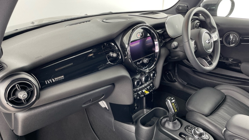 MINI Hatchback 135kW Cooper S Shadow Edition 33kWh 3dr Auto Electric Hatchback - Image 7