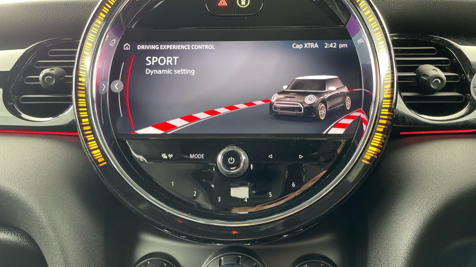MINI Hatchback 135kW Cooper S Shadow Edition 33kWh 3dr Auto Electric Hatchback - Image 74