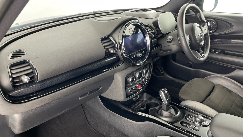 MINI Clubman 2.0 John Cooper Works ALL4 6dr Auto Petrol Estate - Image 7