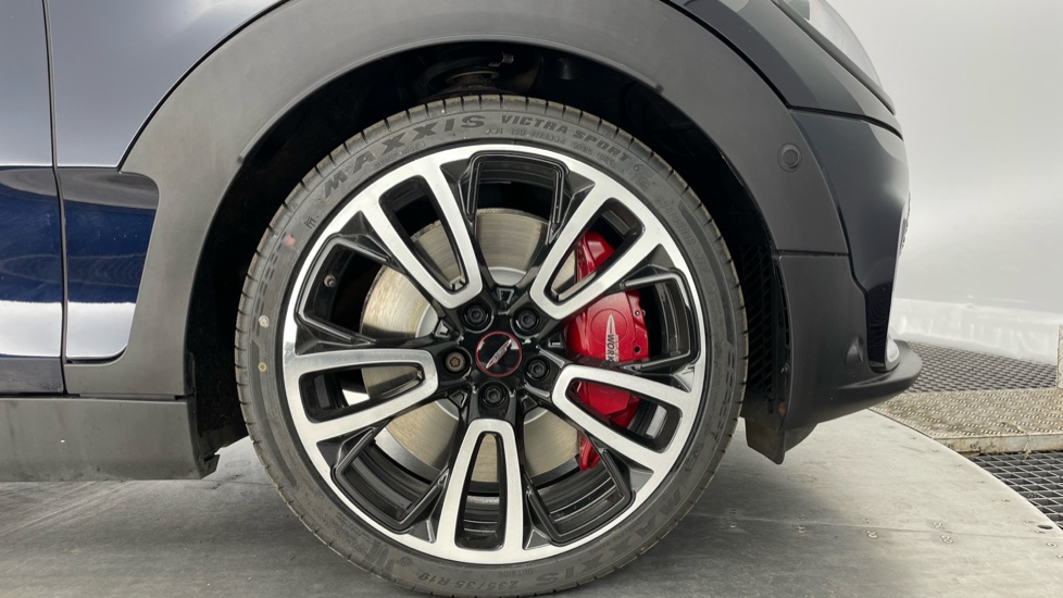MINI Clubman 2.0 John Cooper Works ALL4 6dr Auto Petrol Estate - Image 14