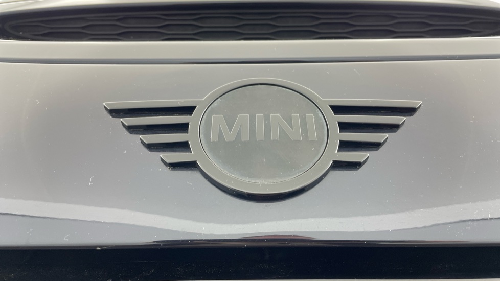 MINI Clubman 2.0 John Cooper Works ALL4 6dr Auto Petrol Estate - Image 24