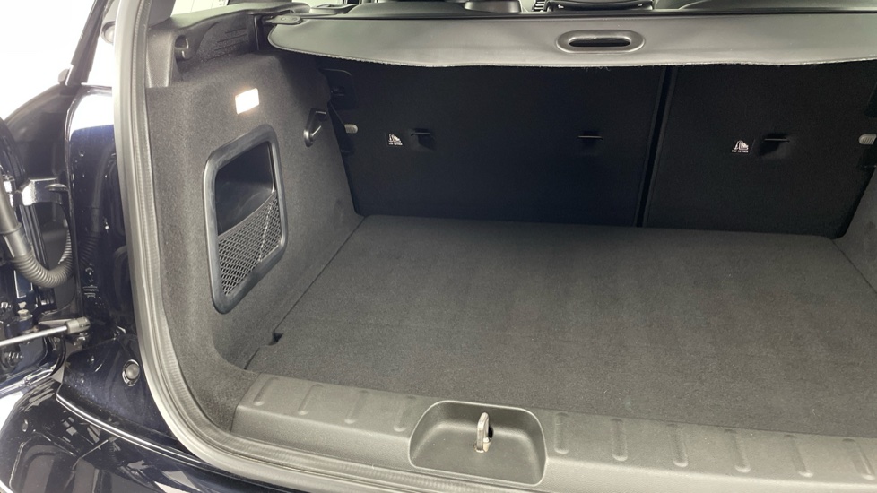 MINI Clubman 2.0 John Cooper Works ALL4 6dr Auto Petrol Estate - Image 39