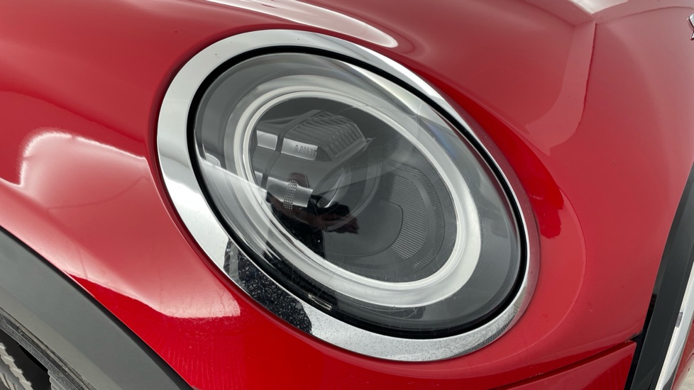 MINI Hatchback 1.5 Cooper Exclusive Premium 5dr Auto Petrol Hatchback - Image 23