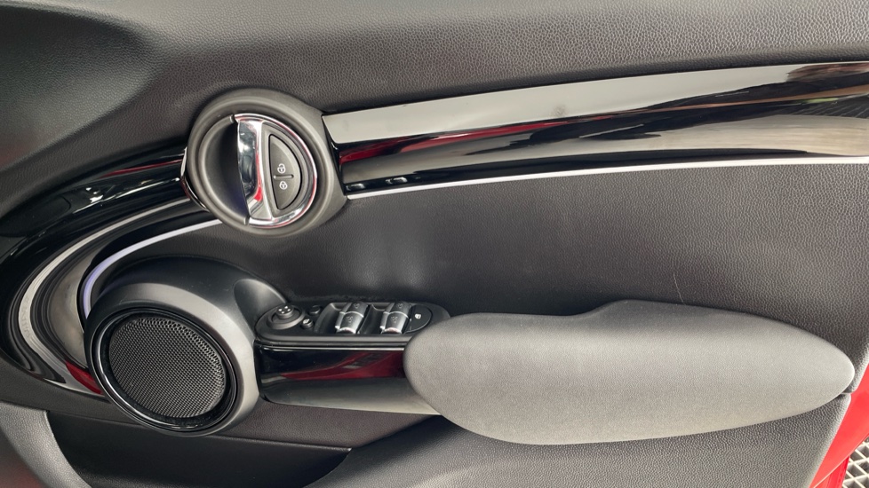 MINI Hatchback 1.5 Cooper Exclusive Premium 5dr Auto Petrol Hatchback - Image 50
