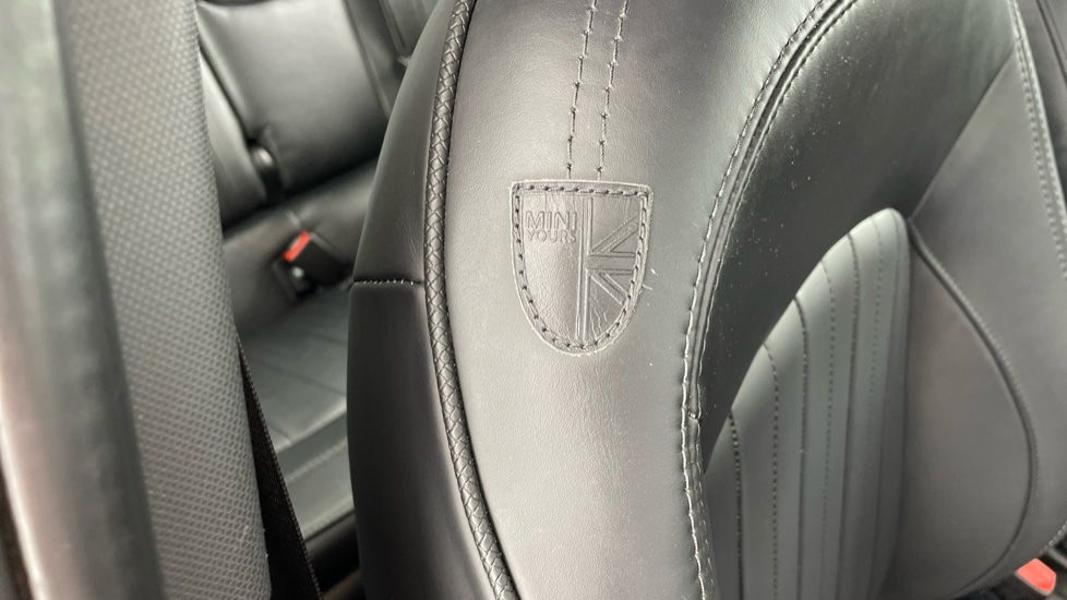 MINI Hatchback 1.5 Cooper Exclusive Premium 5dr Auto Petrol Hatchback - Image 52