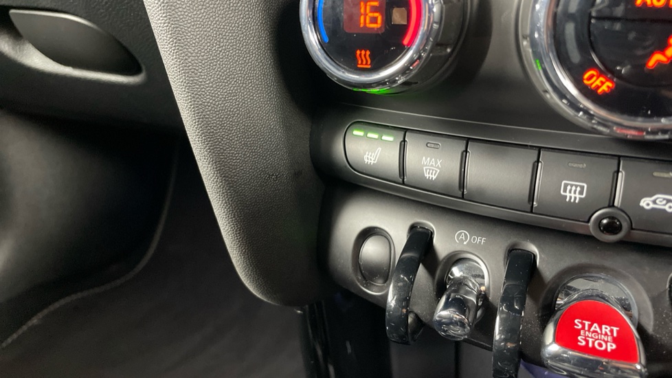 MINI Hatchback 1.5 Cooper Exclusive Premium 5dr Auto Petrol Hatchback - Image 62