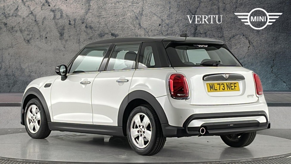 MINI Hatchback 1.5 Cooper Classic Premium 5dr Auto Petrol Hatchback - Image 2