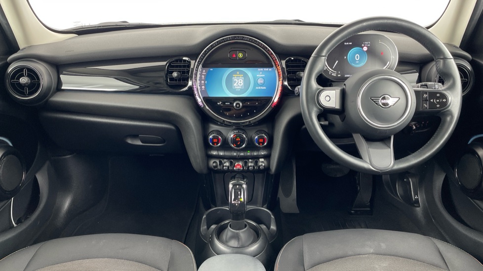 MINI Hatchback 1.5 Cooper Classic Premium 5dr Auto Petrol Hatchback - Image 4