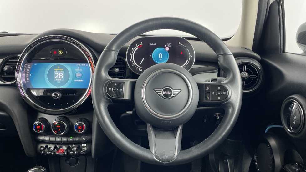 MINI Hatchback 1.5 Cooper Classic Premium 5dr Auto Petrol Hatchback - Image 5