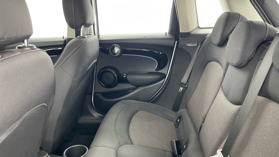 MINI Hatchback 1.5 Cooper Classic Premium 5dr Auto Petrol Hatchback - Image 12