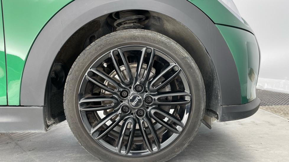 MINI Hatchback 1.5 Cooper Exclusive 3dr Auto Petrol Hatchback - Image 14
