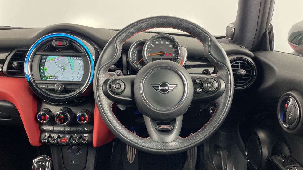 MINI Hatchback 2.0 Cooper S Sport II 3dr Auto [Comfort/Nav Pack] Petrol Hatchback - Image 5