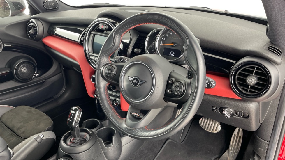 MINI Hatchback 2.0 Cooper S Sport II 3dr Auto [Comfort/Nav Pack] Petrol Hatchback - Image 6
