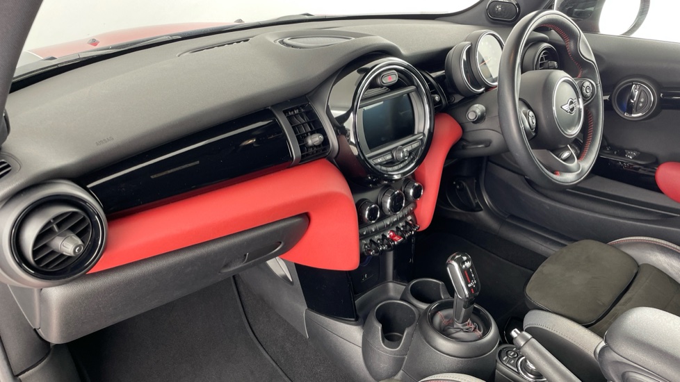 MINI Hatchback 2.0 Cooper S Sport II 3dr Auto [Comfort/Nav Pack] Petrol Hatchback - Image 7