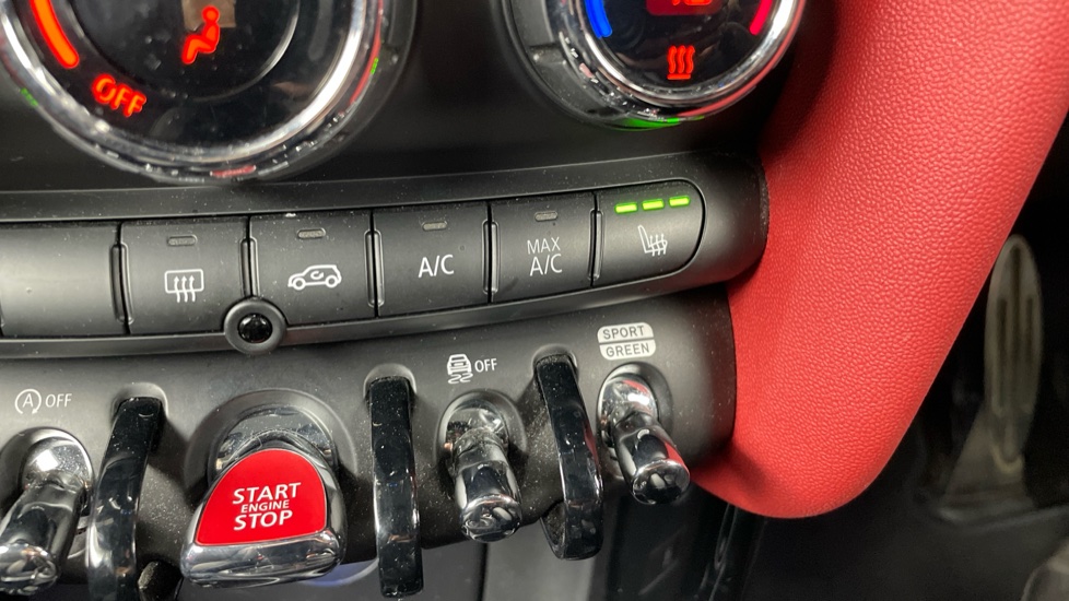 MINI Hatchback 2.0 Cooper S Sport II 3dr Auto [Comfort/Nav Pack] Petrol Hatchback - Image 59