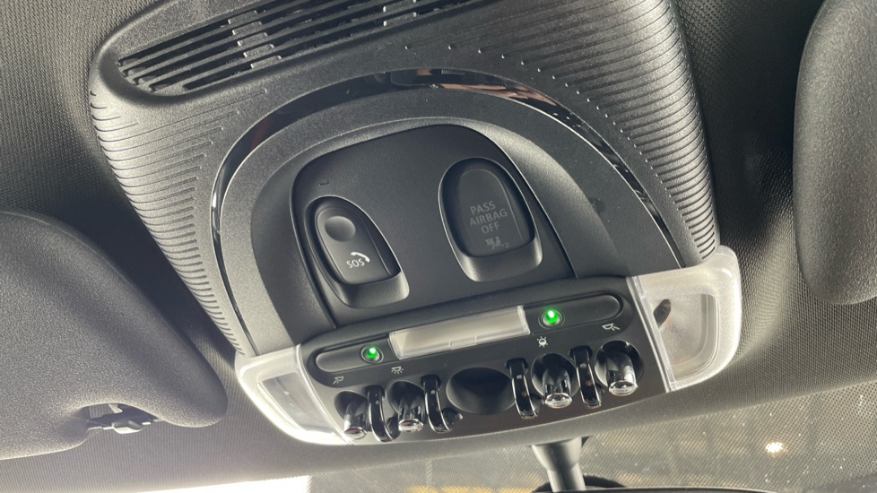MINI Hatchback 2.0 Cooper S Sport II 3dr Auto [Comfort/Nav Pack] Petrol Hatchback - Image 70