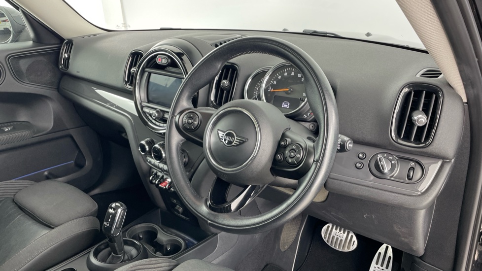 MINI Countryman 1.5 Cooper 5dr Auto [7 Speed] Petrol Hatchback - Image 6