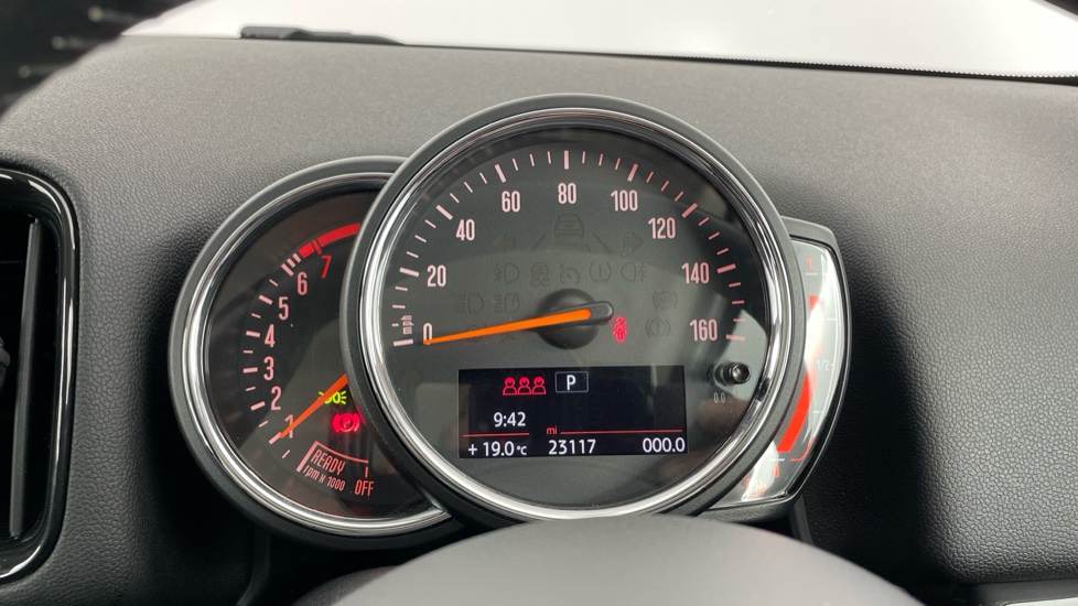 MINI Countryman 1.5 Cooper 5dr Auto [7 Speed] Petrol Hatchback - Image 9
