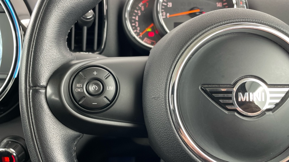 MINI Countryman 1.5 Cooper 5dr Auto [7 Speed] Petrol Hatchback - Image 17