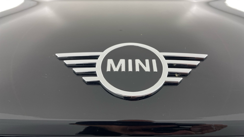 MINI Countryman 1.5 Cooper 5dr Auto [7 Speed] Petrol Hatchback - Image 24