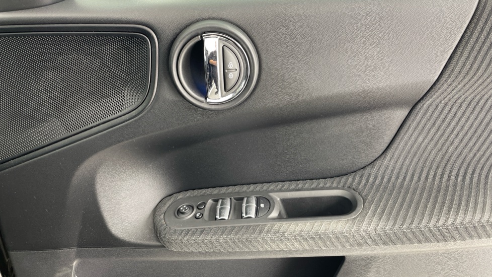 MINI Countryman 1.5 Cooper 5dr Auto [7 Speed] Petrol Hatchback - Image 47