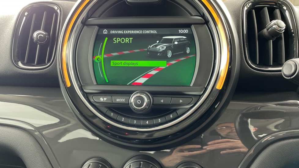 MINI Countryman 1.5 Cooper 5dr Auto [7 Speed] Petrol Hatchback - Image 65