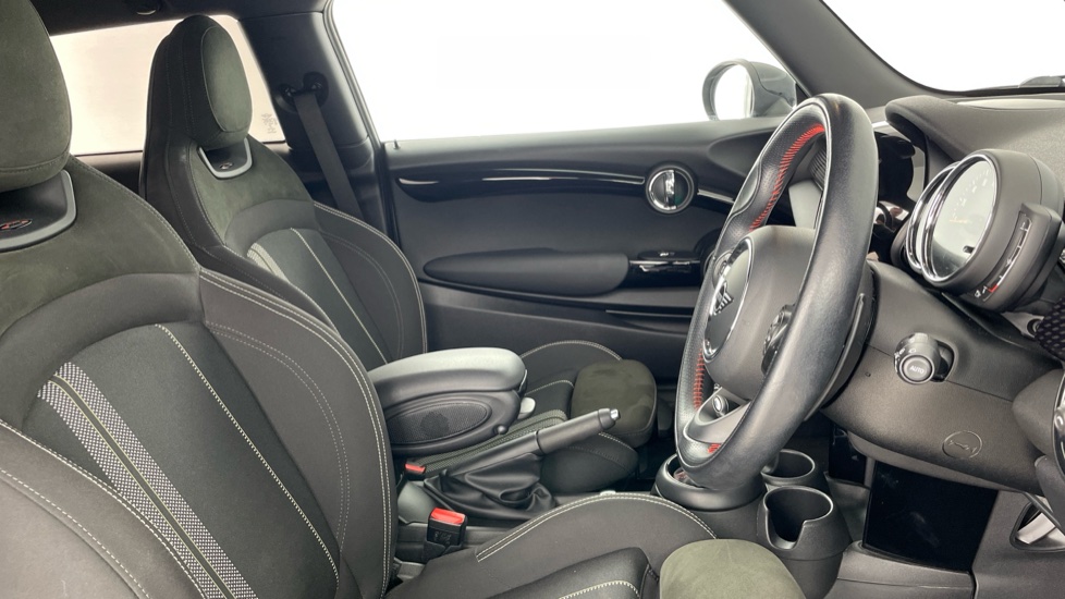 MINI Hatchback 2.0 Cooper S Sport II 3dr Auto Petrol Hatchback - Image 11