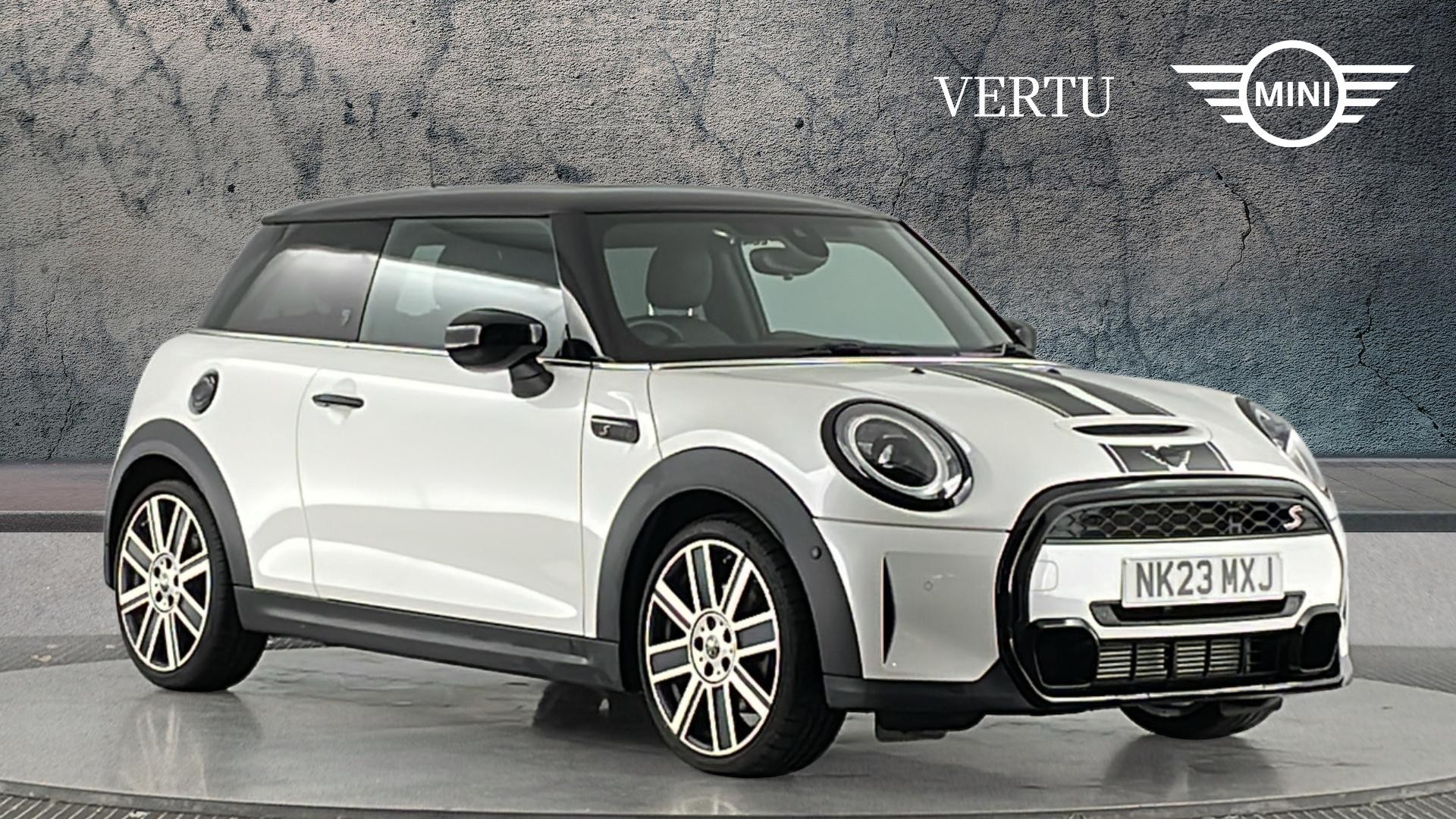 MINI Hatchback listing photo