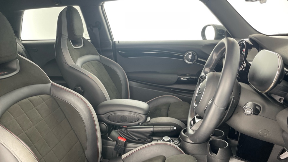 MINI Hatchback 2.0 Cooper S Sport 3dr Auto Petrol Hatchback - Image 11