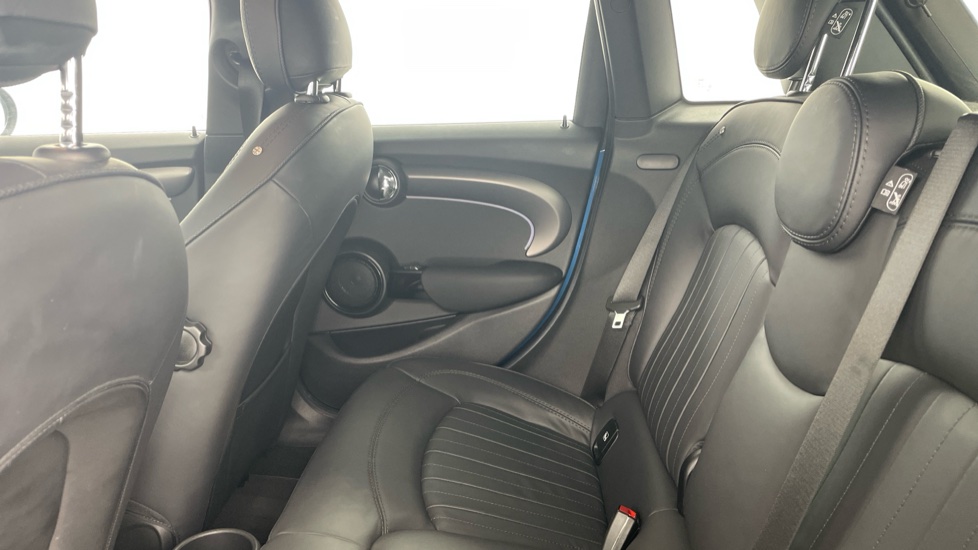 MINI Hatchback 2.0 Cooper S Exclusive 5dr Auto Petrol Hatchback - Image 12