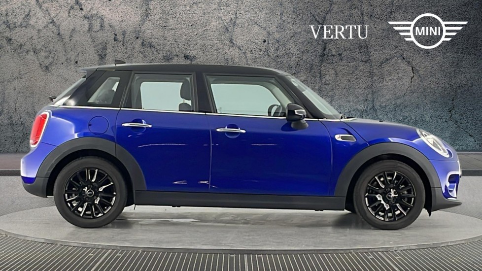 MINI Hatchback 1.5 Cooper II 5dr Petrol Hatchback - Image 3