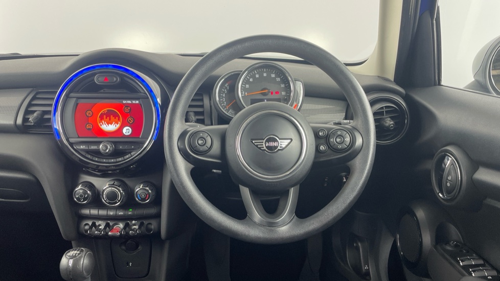 MINI Hatchback 1.5 Cooper II 5dr Petrol Hatchback - Image 5