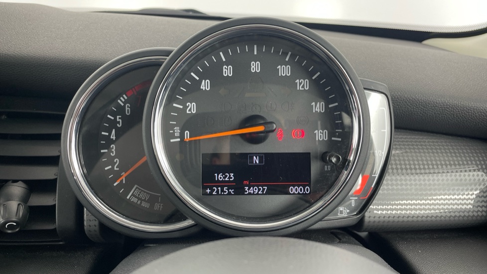 MINI Hatchback 1.5 Cooper II 5dr Petrol Hatchback - Image 9
