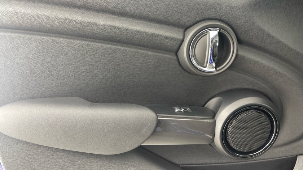 MINI Hatchback 1.5 Cooper II 5dr Petrol Hatchback - Image 26