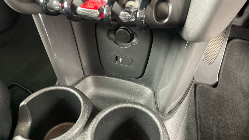 MINI Hatchback 1.5 Cooper II 5dr Petrol Hatchback - Image 46