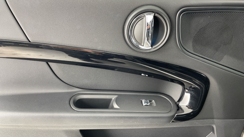 MINI Countryman 2.0 Cooper S Sport 5dr Auto Petrol Hatchback - Image 27