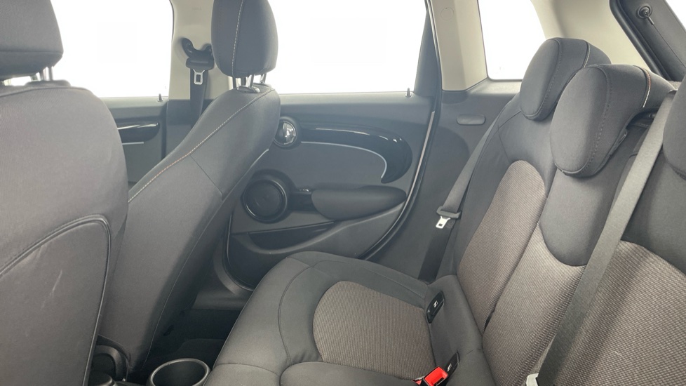 MINI Hatchback 1.5 Cooper Classic Premium 5dr Auto Petrol Hatchback - Image 12