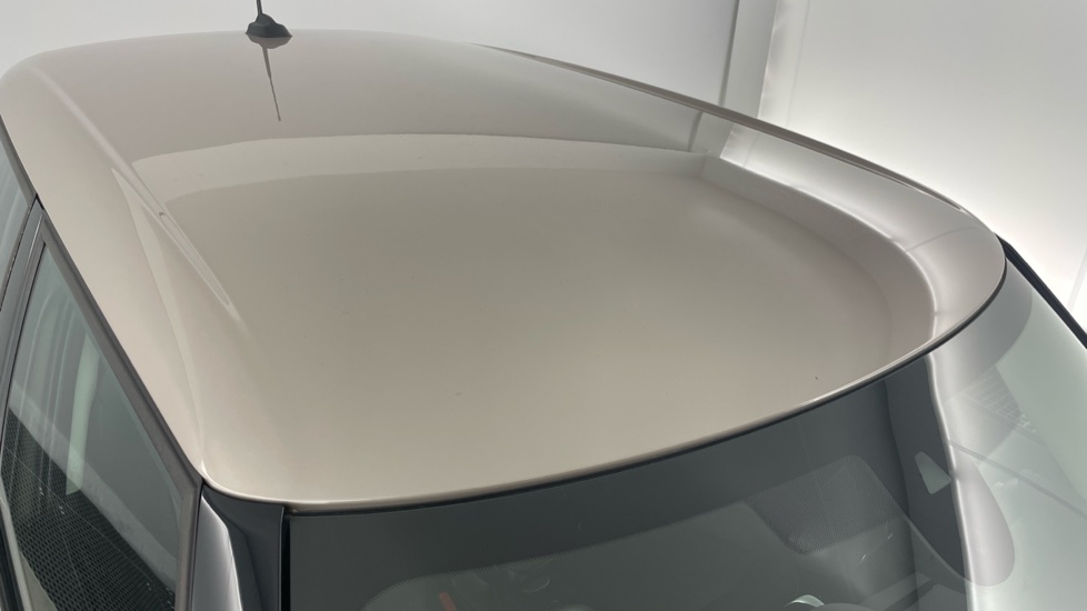 MINI Hatchback 1.5 Cooper Classic Premium 5dr Auto Petrol Hatchback - Image 21