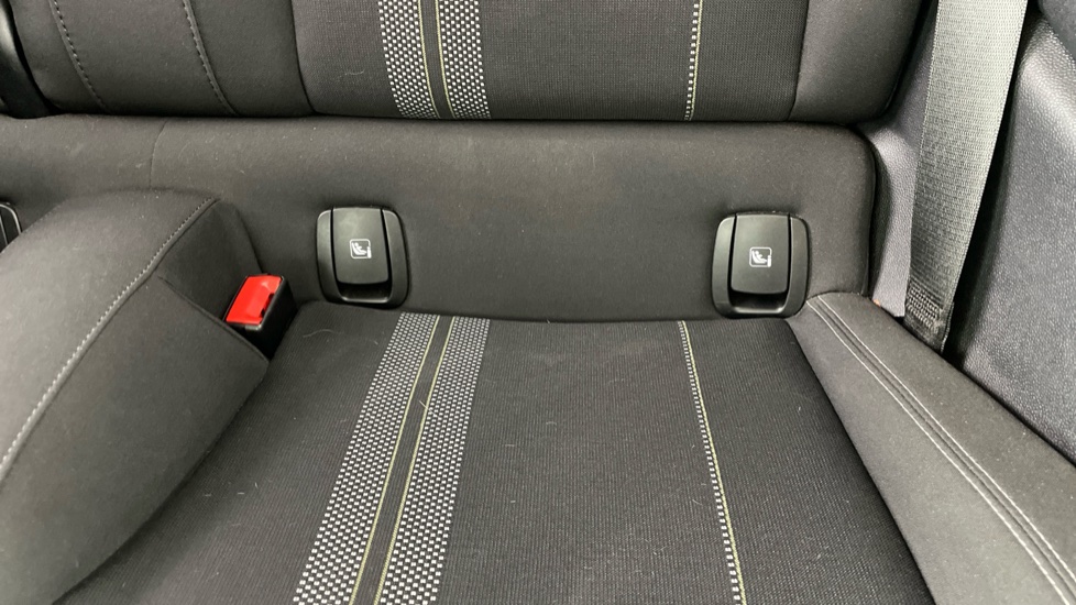 MINI Hatchback 2.0 Cooper S Classic 3dr Auto Petrol Hatchback - Image 34