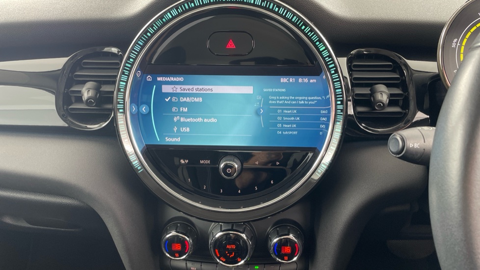 MINI Hatchback 135kW Cooper S Level 1 33kWh 3dr Auto Electric Hatchback - Image 57