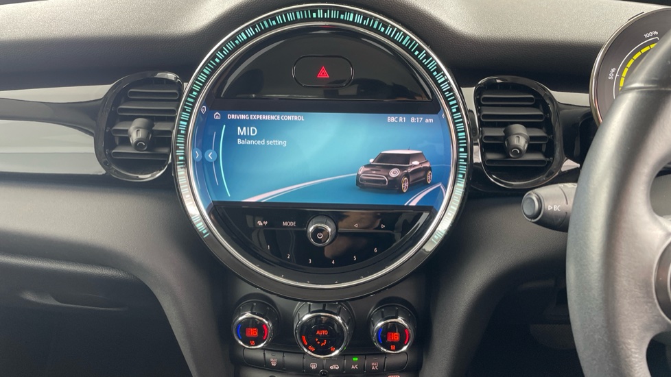 MINI Hatchback 135kW Cooper S Level 1 33kWh 3dr Auto Electric Hatchback - Image 63