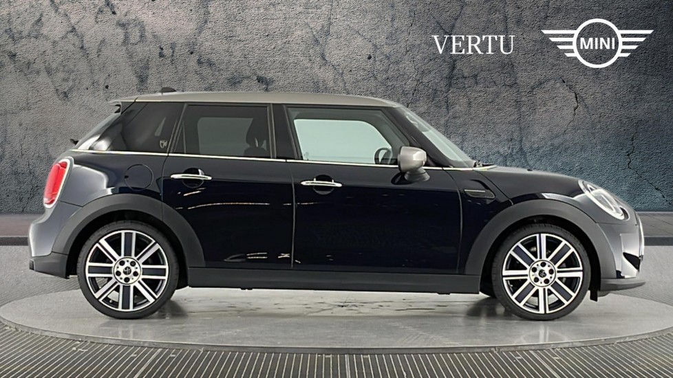 MINI Hatchback 1.5 Cooper Exclusive Premium 5dr Auto Petrol Hatchback - Image 3